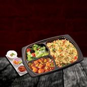Fried Rice With Chicken Manchurian