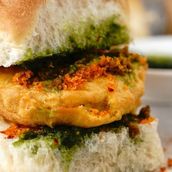 Sch. Cheese Grill Vada Paav