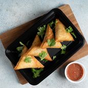 Vegetables Samosa 10 Pcs 