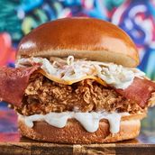 Crunchy Chicken Garlic Burger