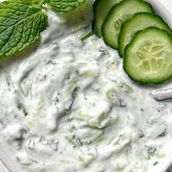 Cucumber raita