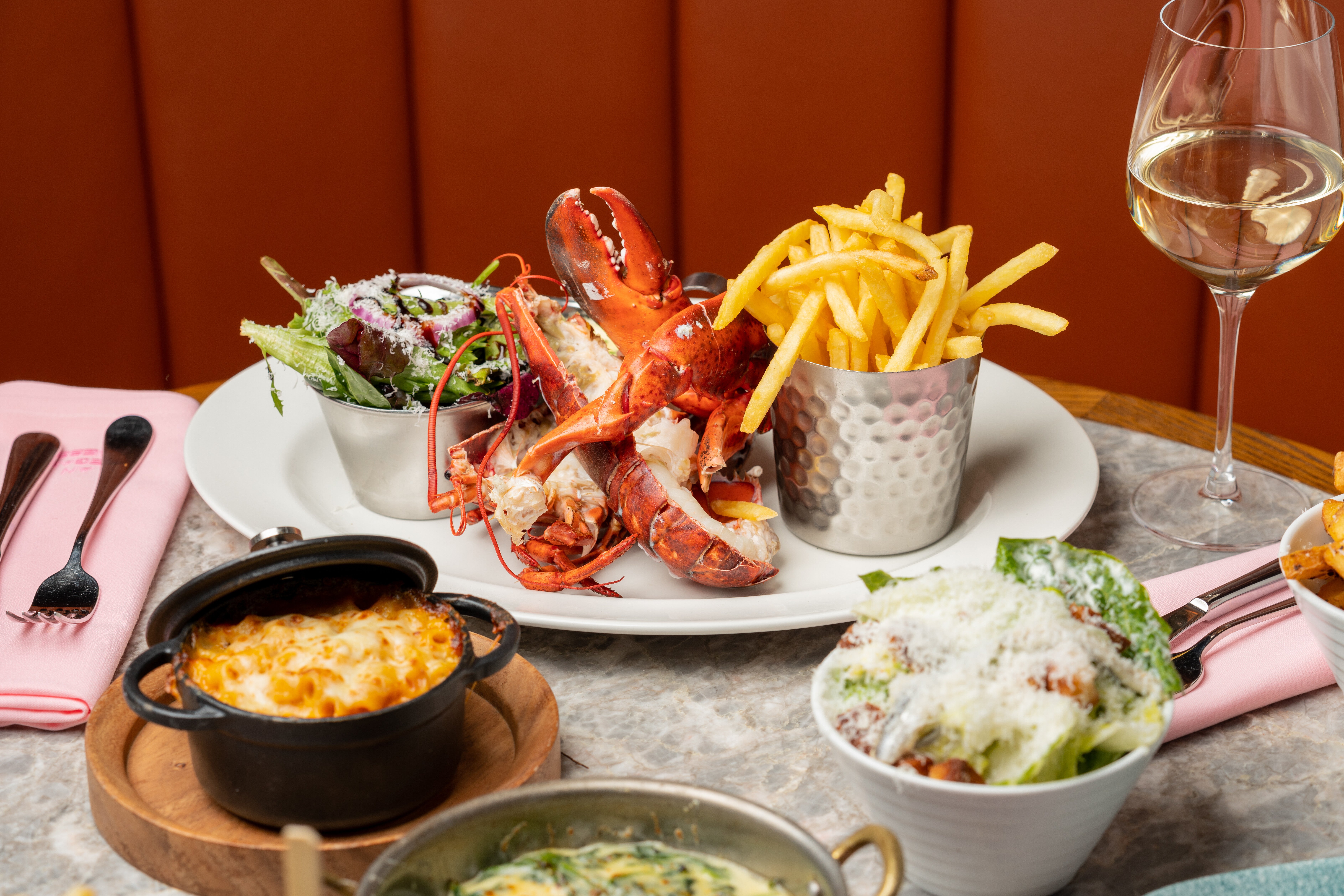 Burger & Lobster