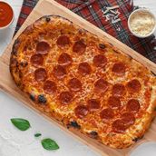 Large Pepperoni Pizza