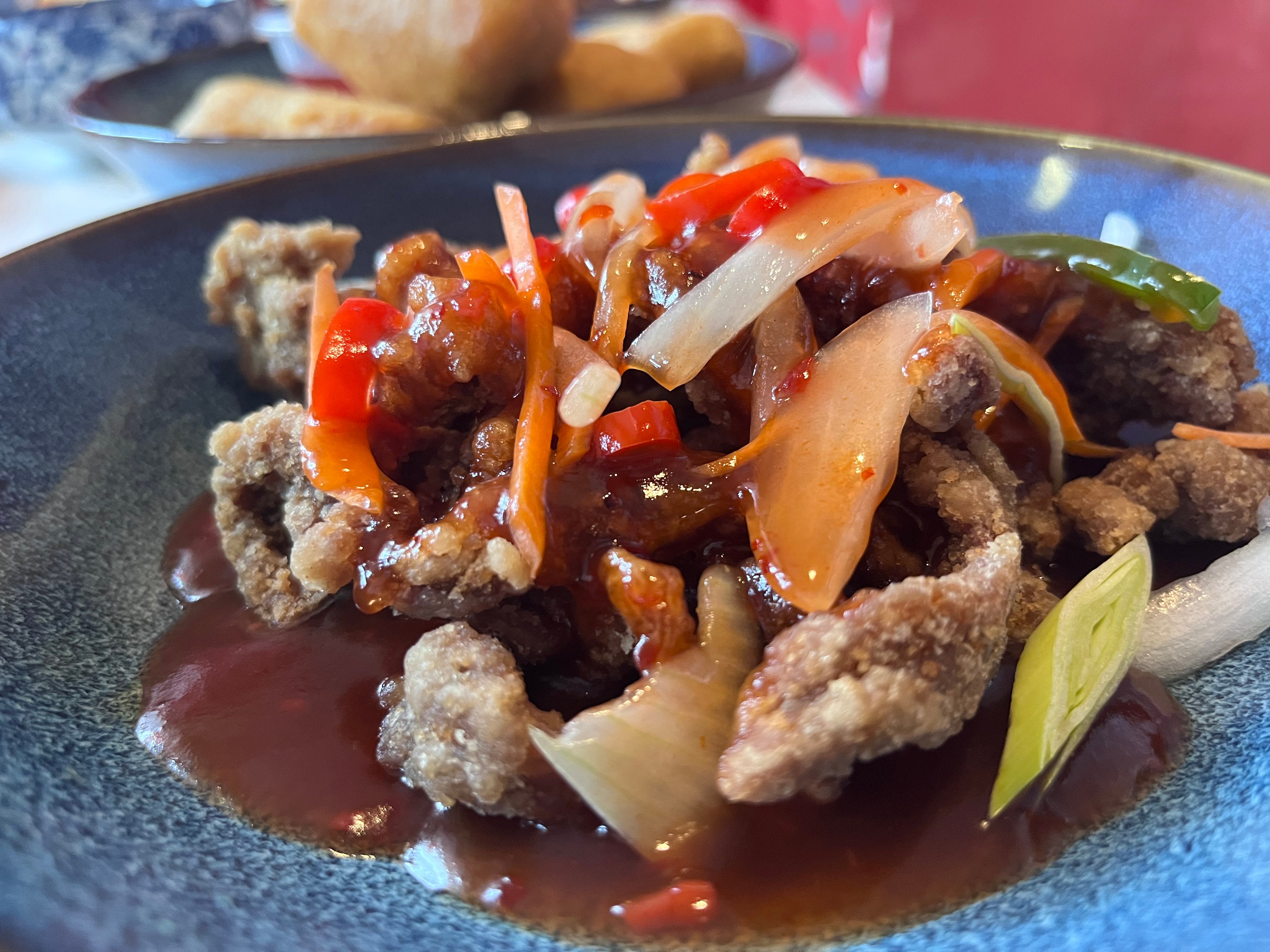 073 Crispy Shredded Beef with Chilli Sauce