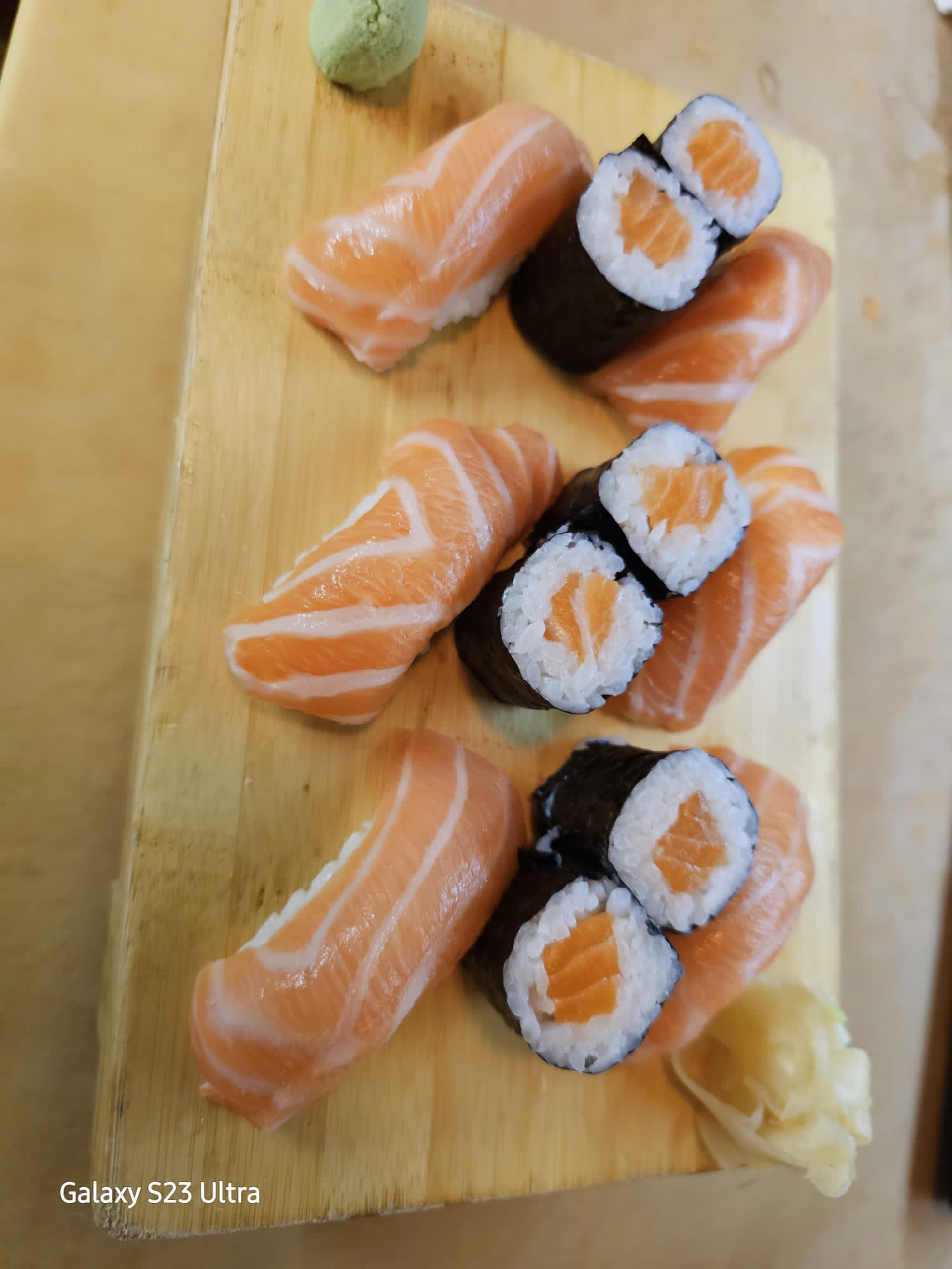 Salmon Sushi