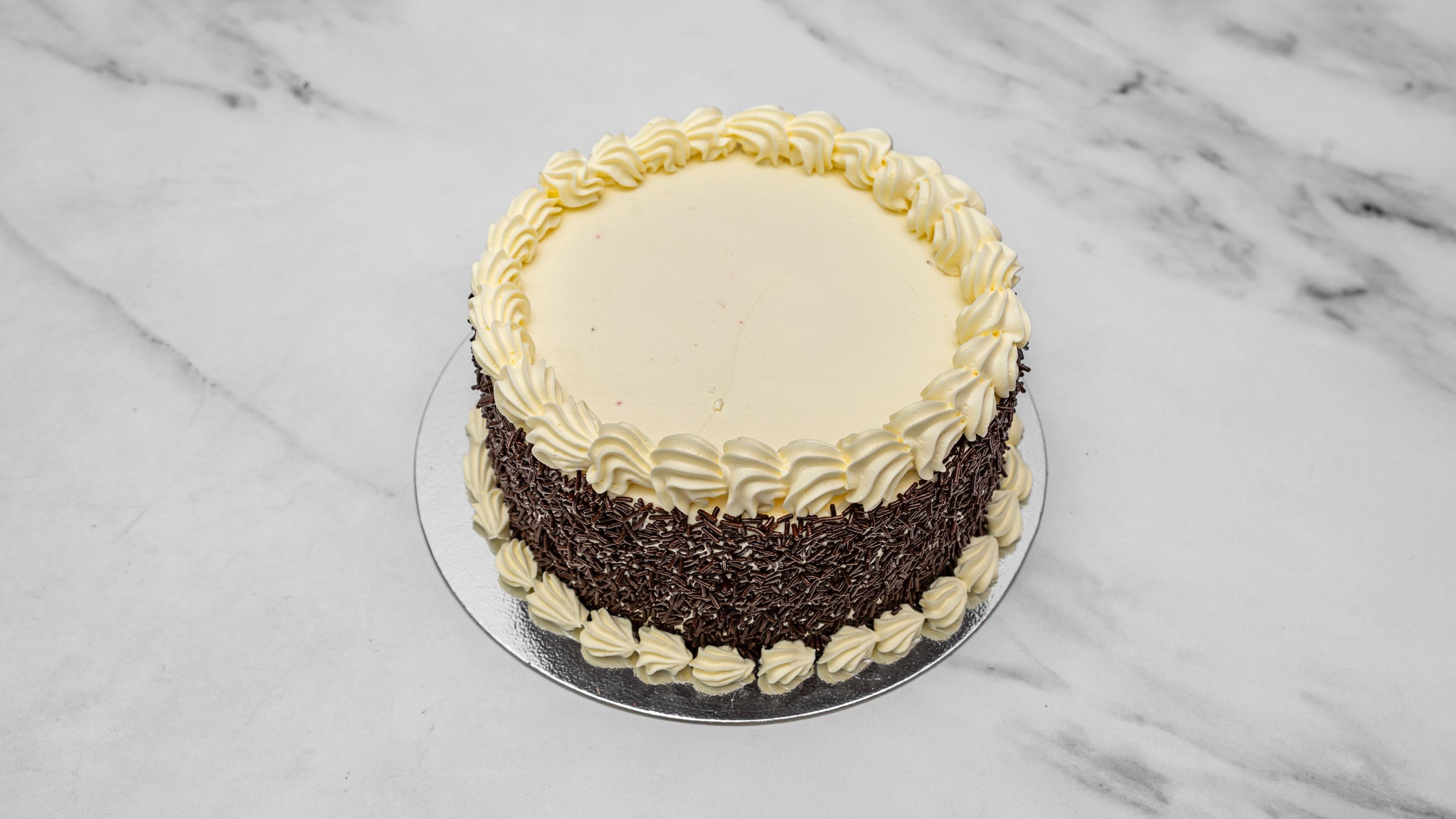 Black Forest 6" Cake