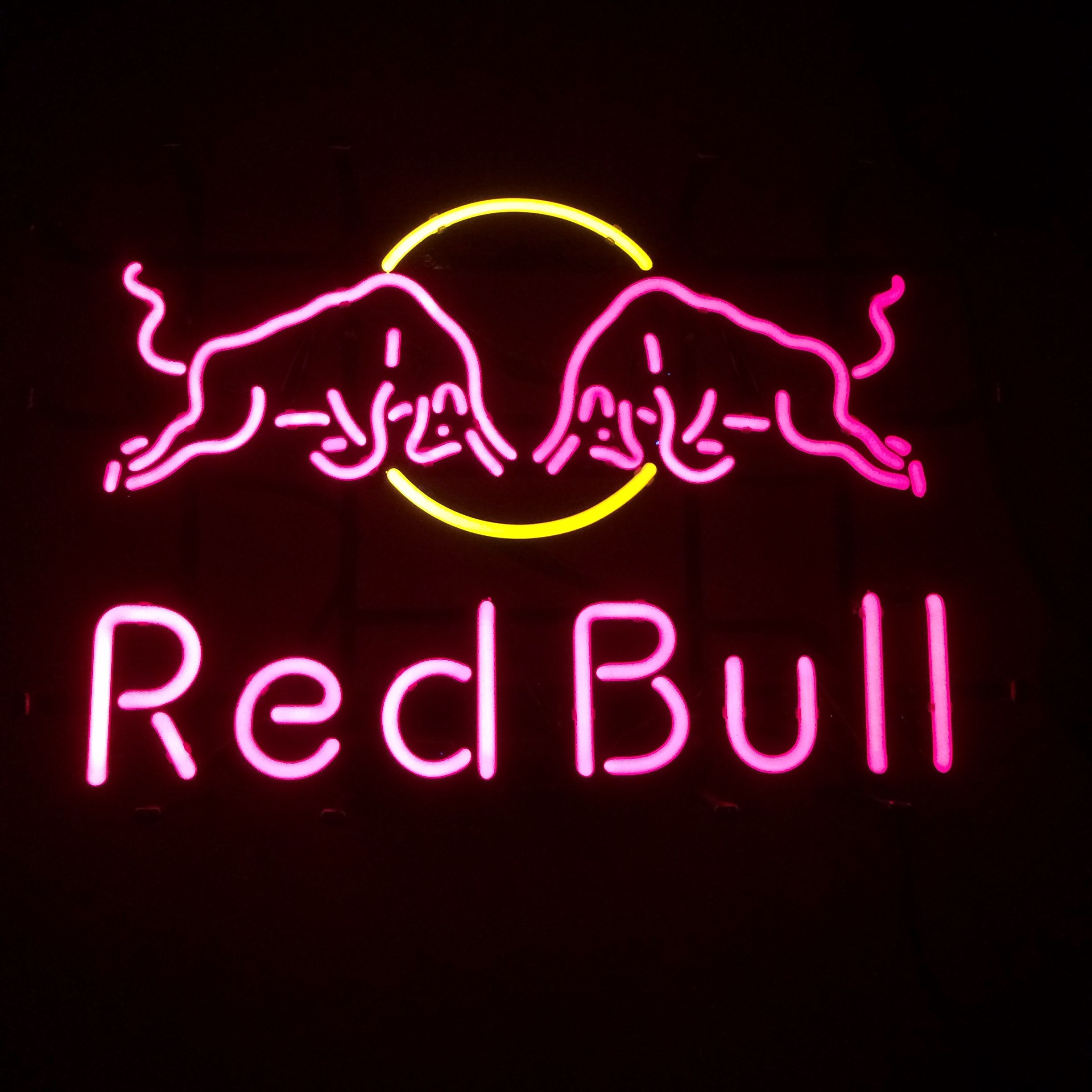 Red Bull Tropical