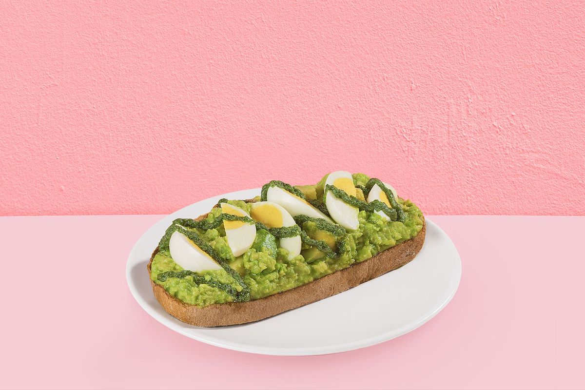 Avo & Eggs Toast