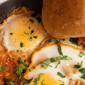 Desi Shakshouka
