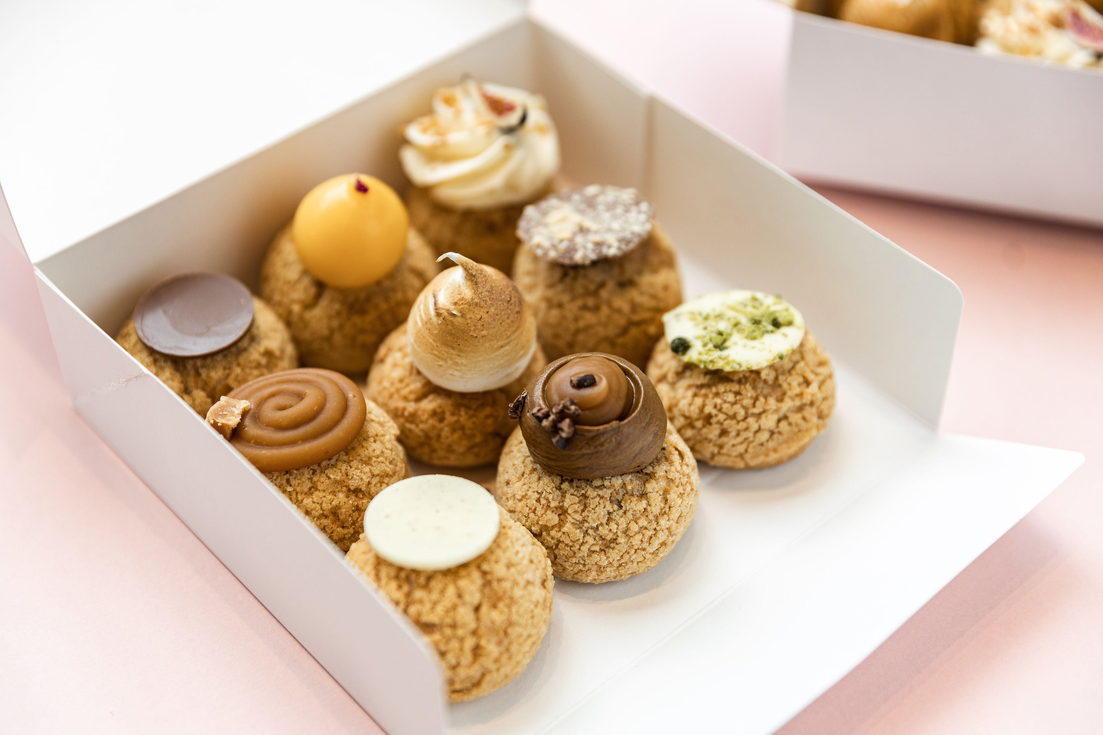 Box of 9 Choux