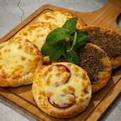 Mix Manakish