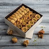 Baklawa Tin Box