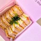 Box Of 12 Cheese N Veg Sandwiches