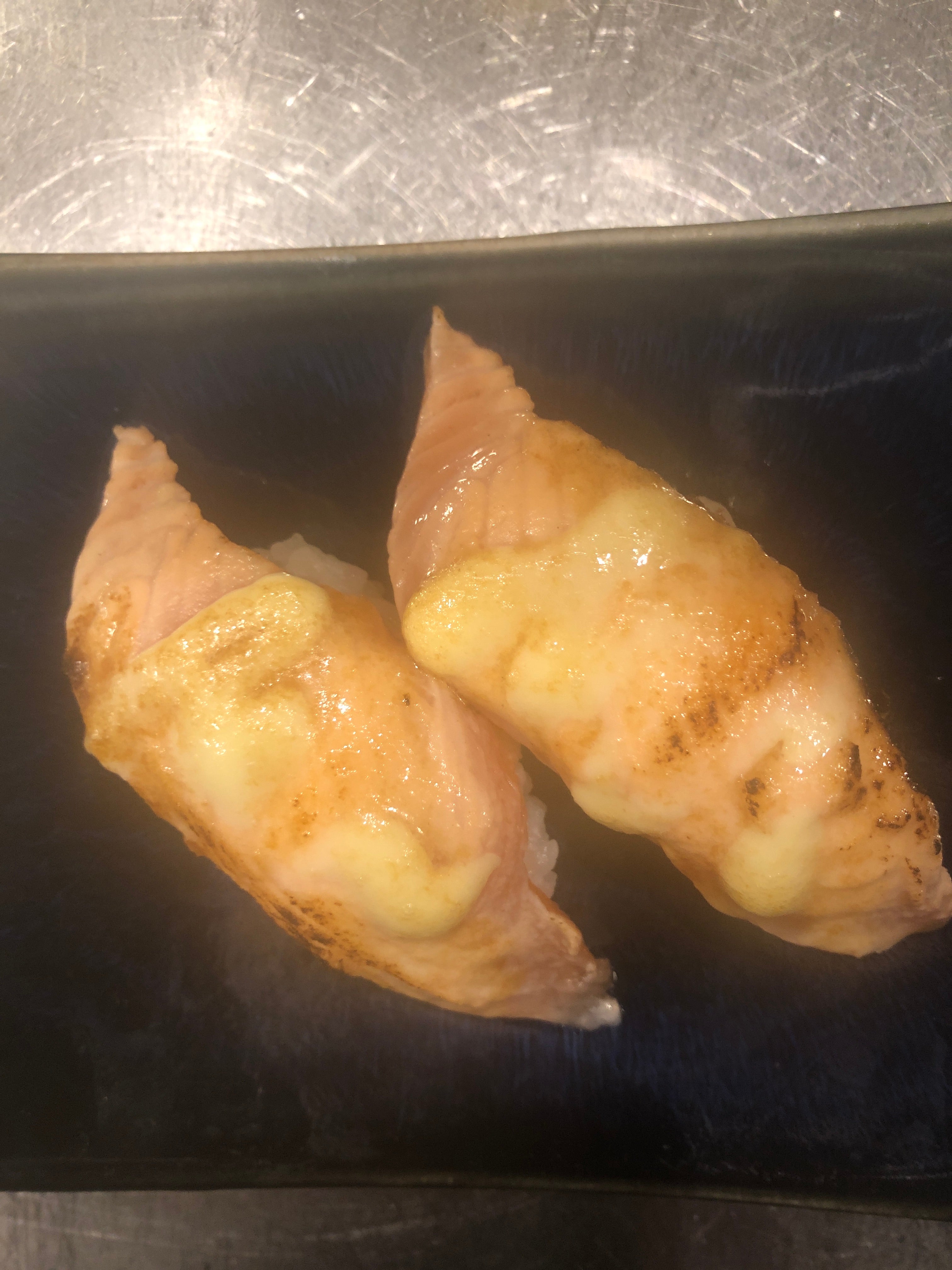 Salmon 三文鱼 (Aburi Nigiri 炙烧)