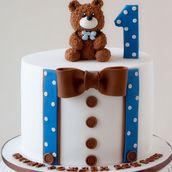 Baby Elegant Bear Cake
