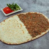 Manakeesh Meat With Cheese 