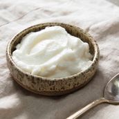 Tomia Garlic cream