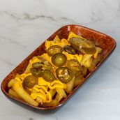 CHEESE FRIES WITH JALEPINO