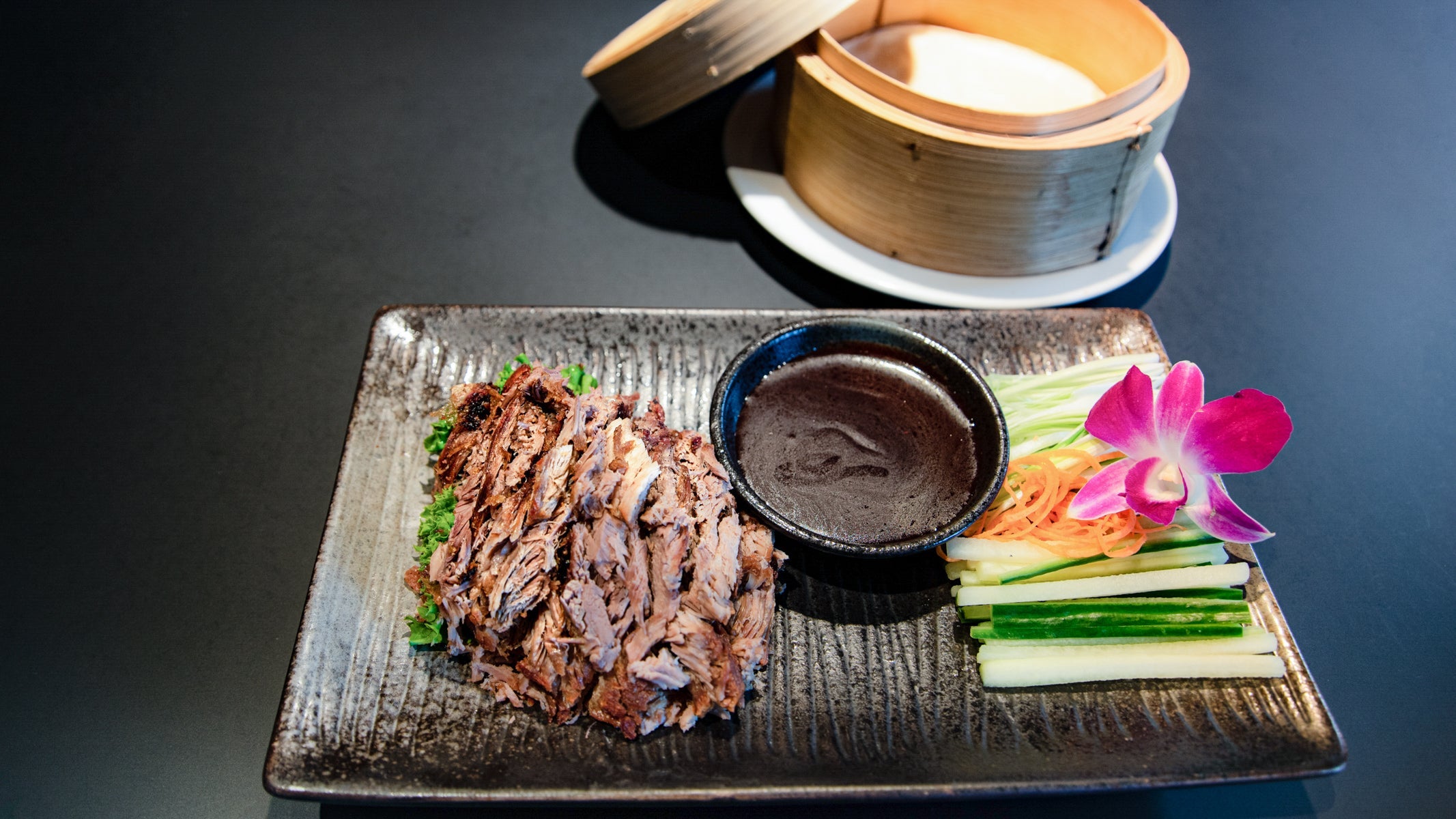 Crispy Aromatic Duck 香酥鴨