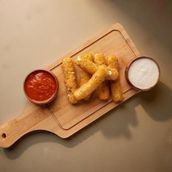 Mozzarella sticks