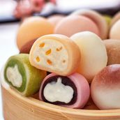 Mochi 6 Assorted Flavors Box of 6 Pcs