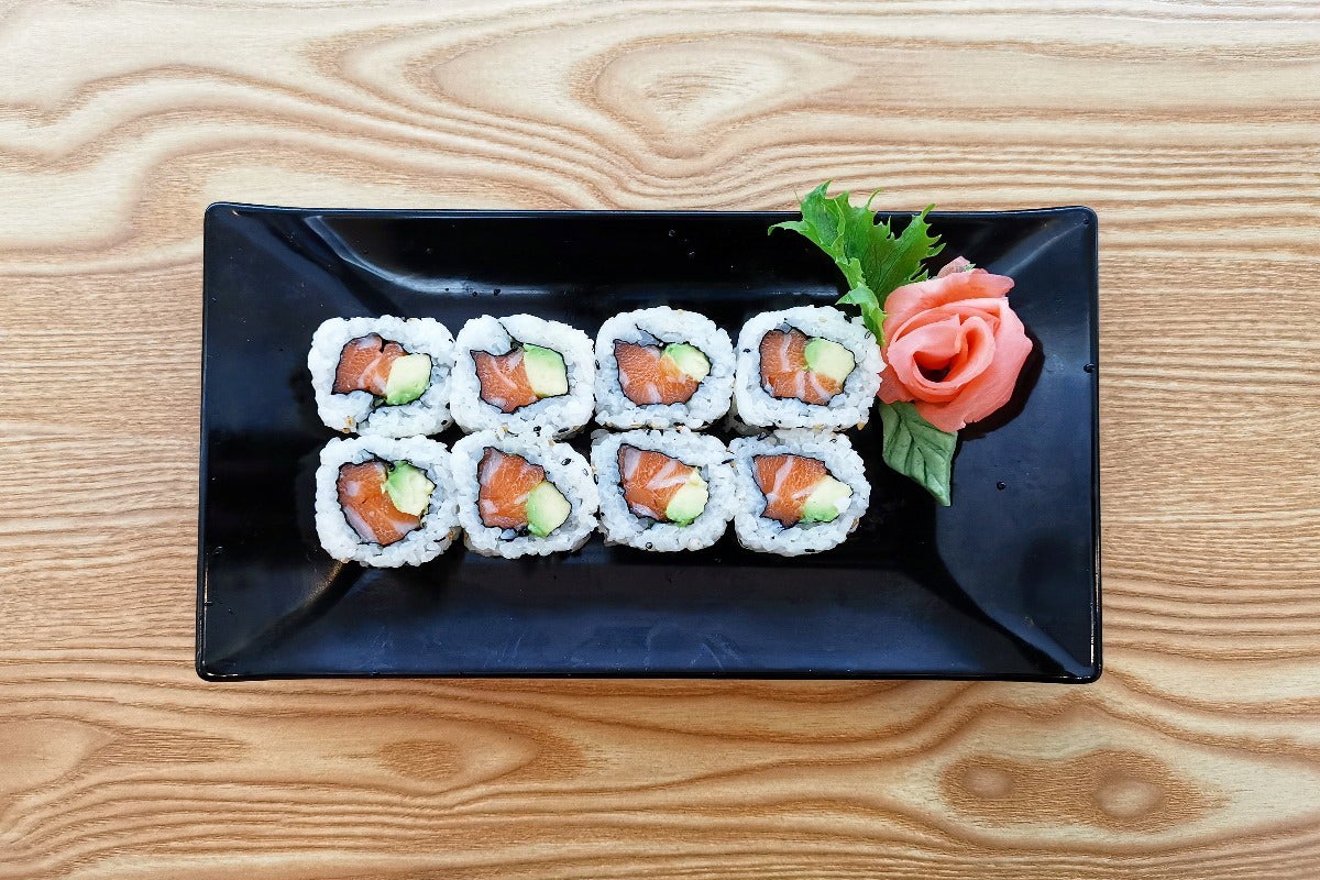 Salmon Avocado Roll