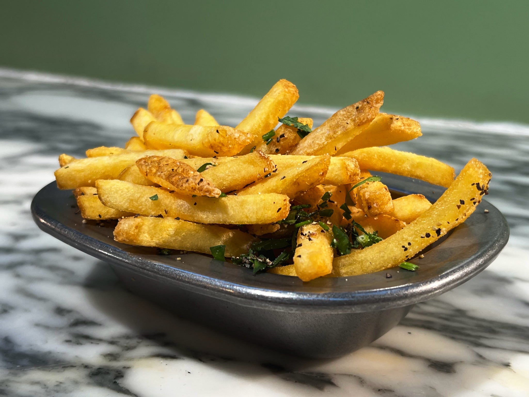 Skin On Fries W/ Aioli [plant based]