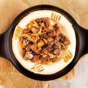 HUMMUS WITH LAMB