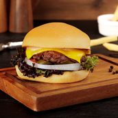 Classic Smashed Beef Burger