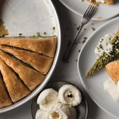 Full Tray Baklava (20 Pieces)