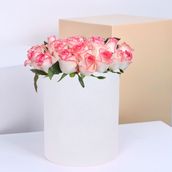 White Box With 40 Roses Jumilia