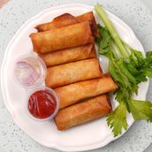 Chicken Spring Roll 6 Pcs