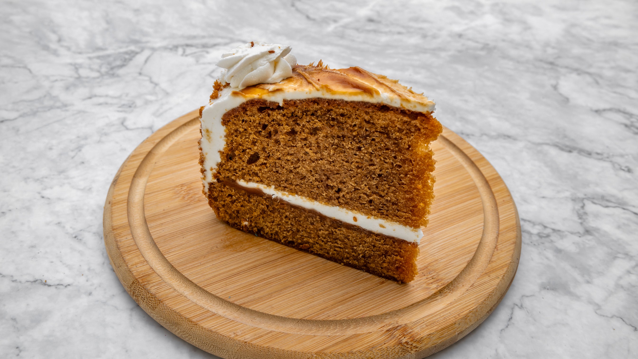 Lotus Biscoff Cake