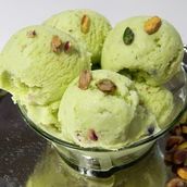 PISTA ICE CREAM