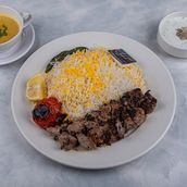 Meat tikka kebab with yoghurt