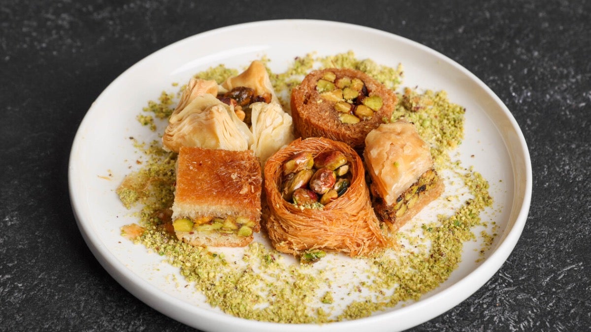 Baklava (4 Pieces)