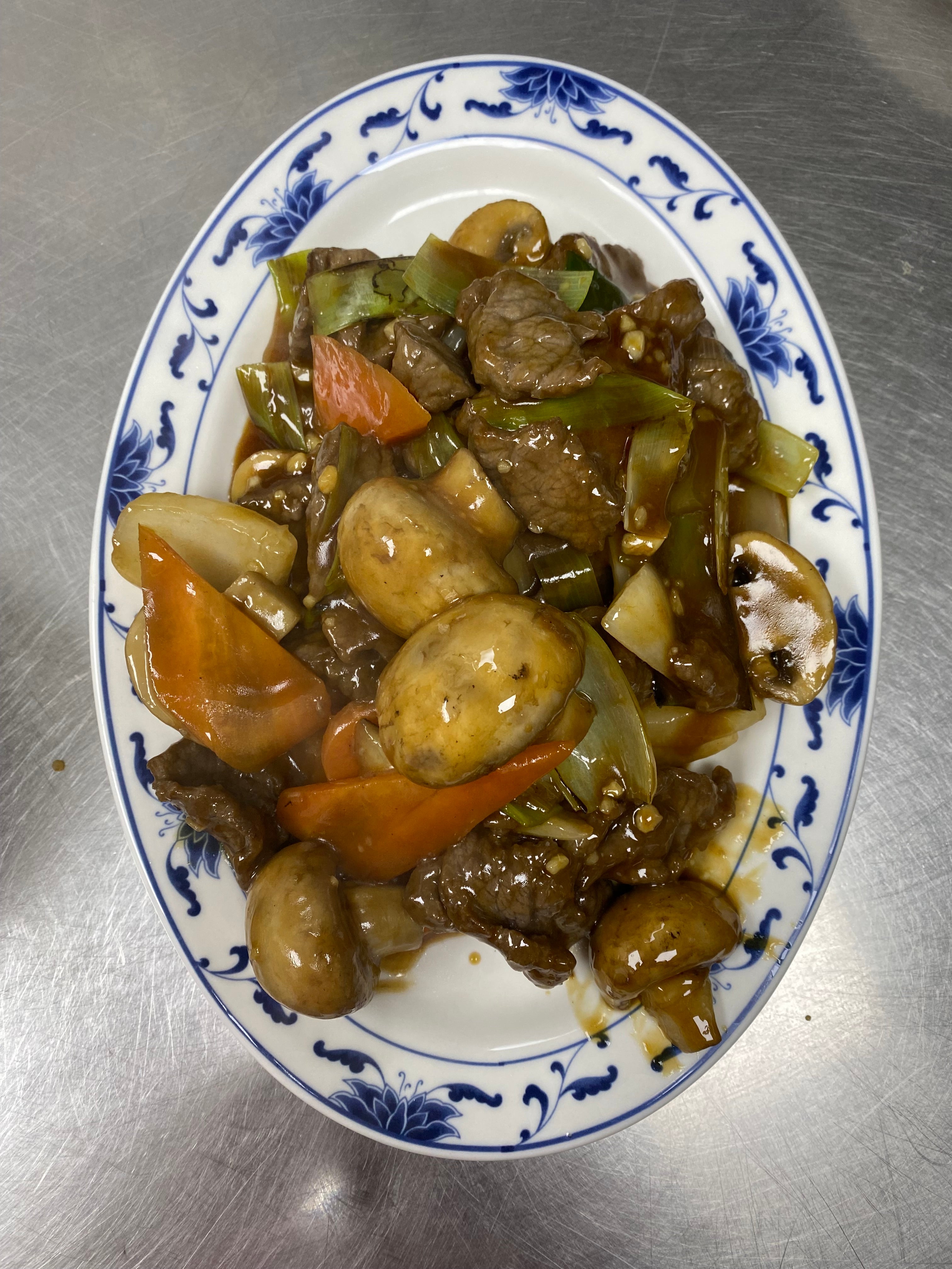 Beef with Mushrooms蘑菇牛