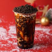 Chocolate Chips Black Sugar Boba With Milk And Cream Mousse