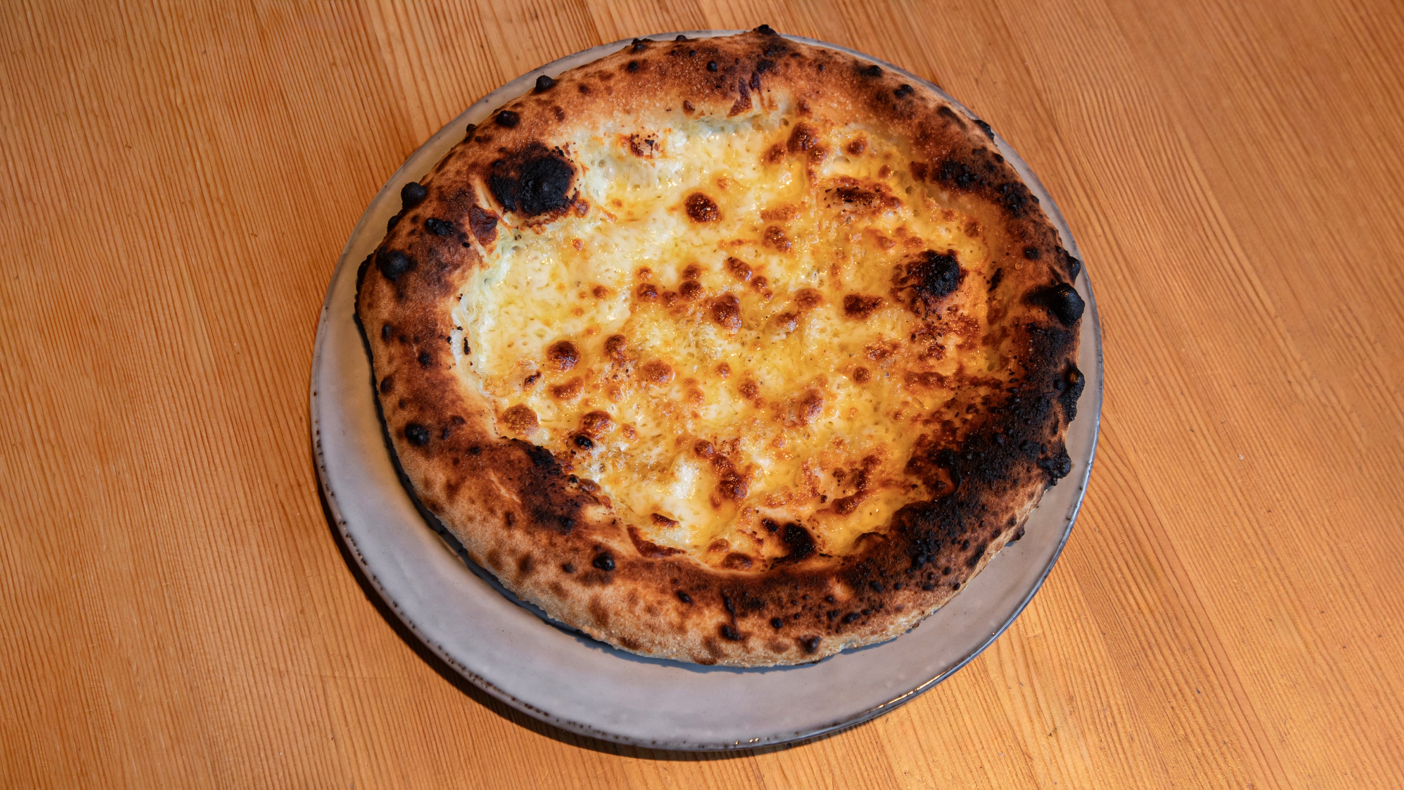 Pane Al Aglio Con Mozzarella