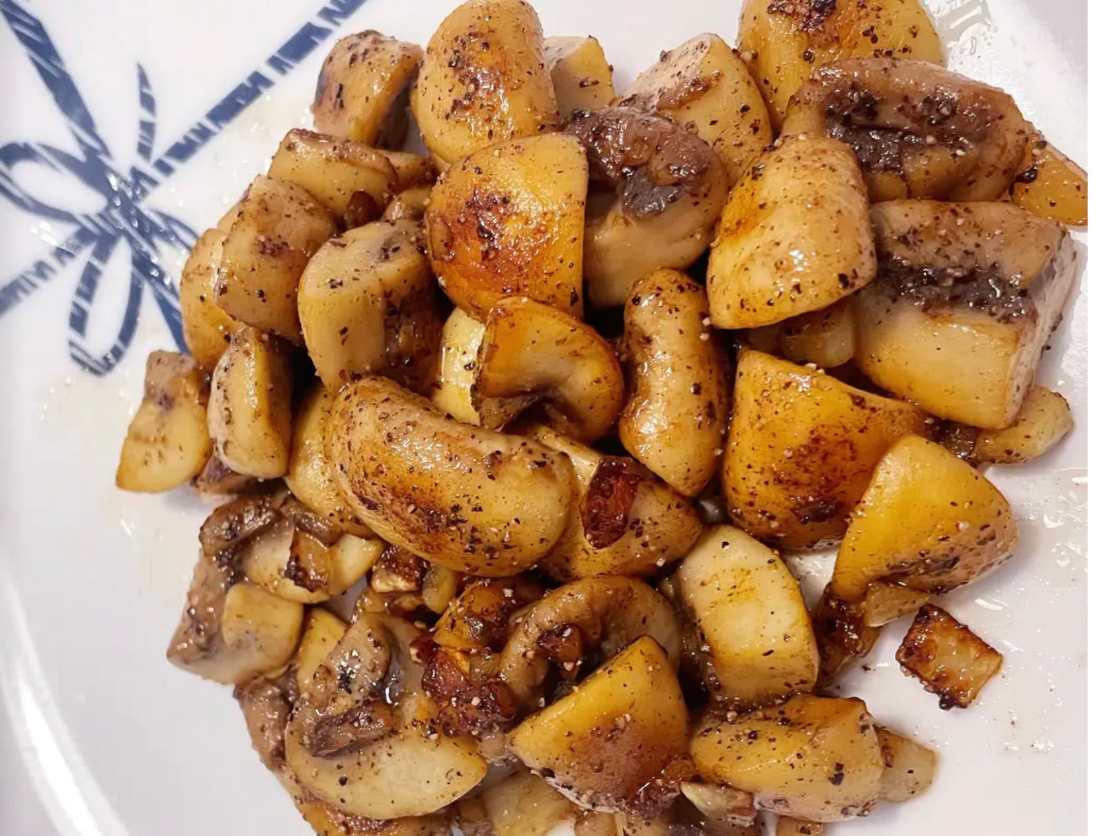Mushroom in Black Pepper Sauce 黑椒蘑菇