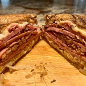 Calzone Italian Pastrami