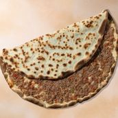 Lebanese Lahmen Bil Ajine Manakeesh