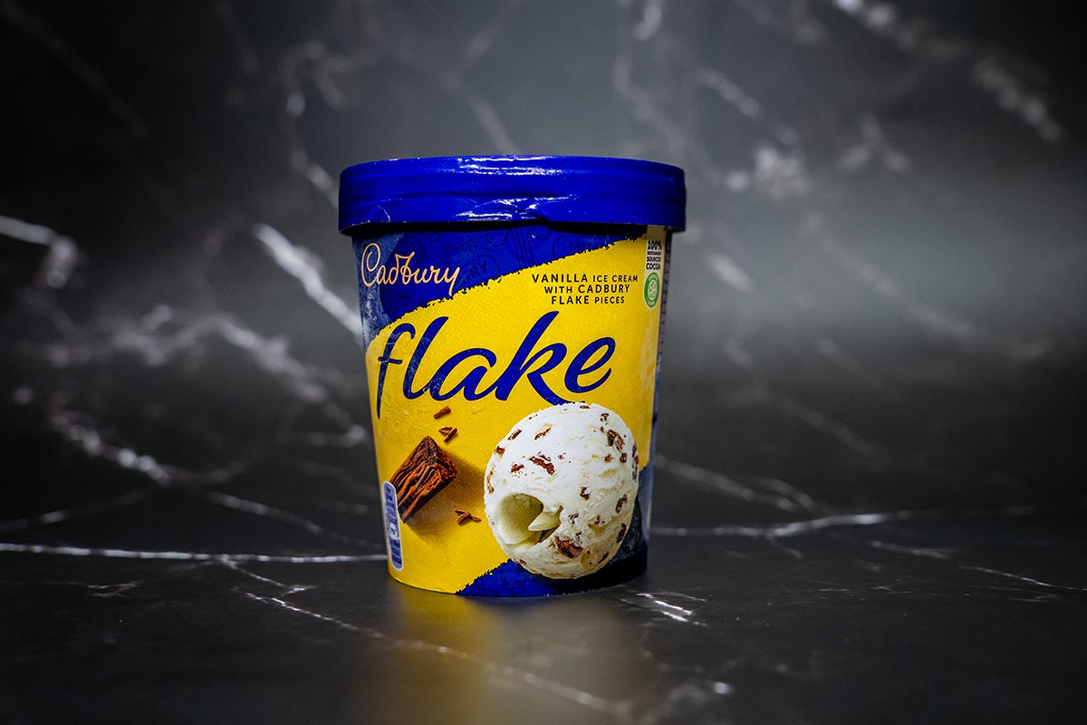 Cadbury flake 99 ice cream tub 480ml.