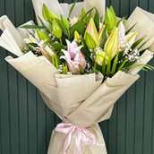 Lili Bouquet