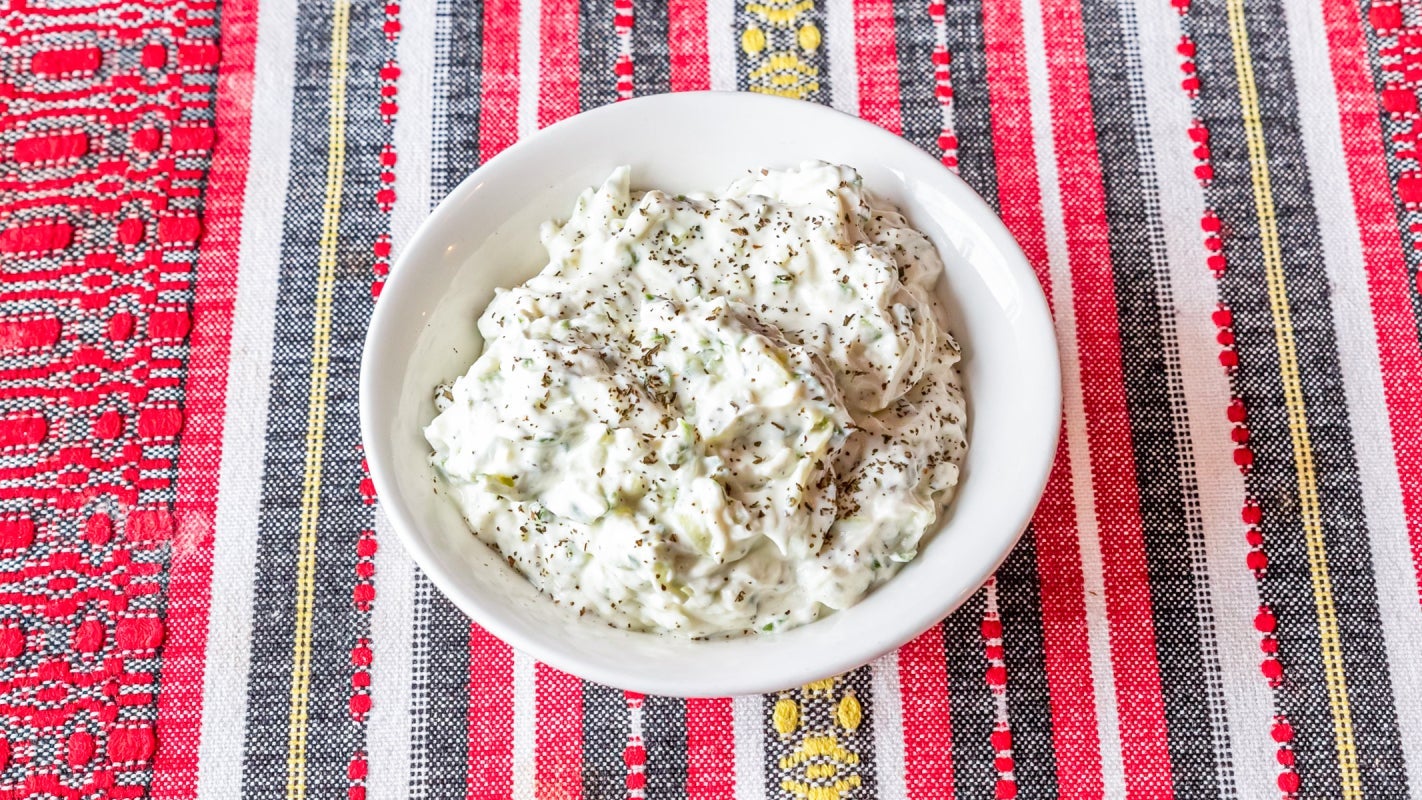 Tzatziki (v)