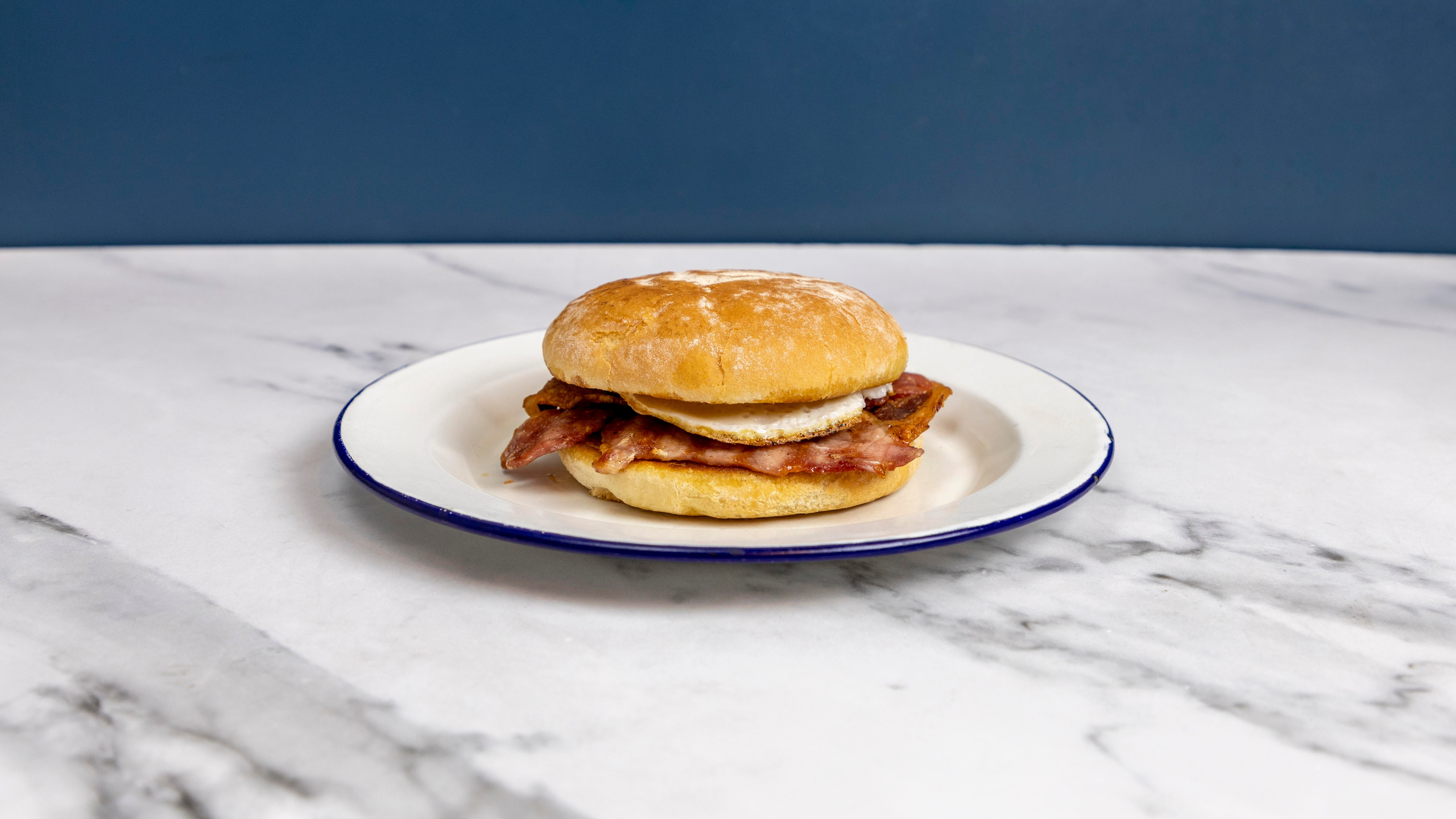 Bacon & Egg Roll