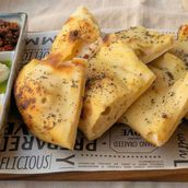 Artisan Bread & Signature Dips
