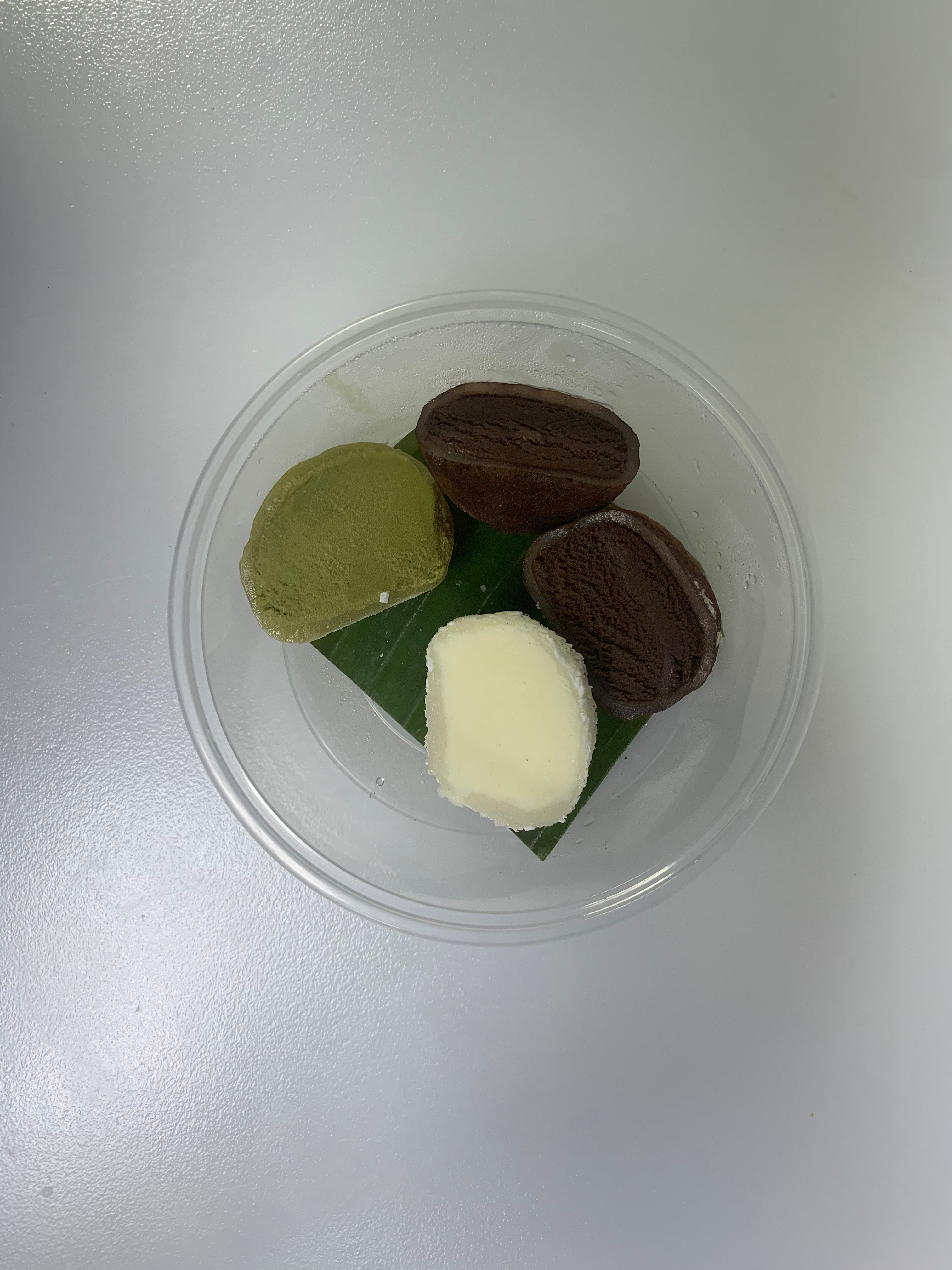Mochi ice- cream (4 pieces )