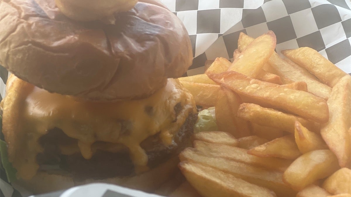 Happy Chicken Burger