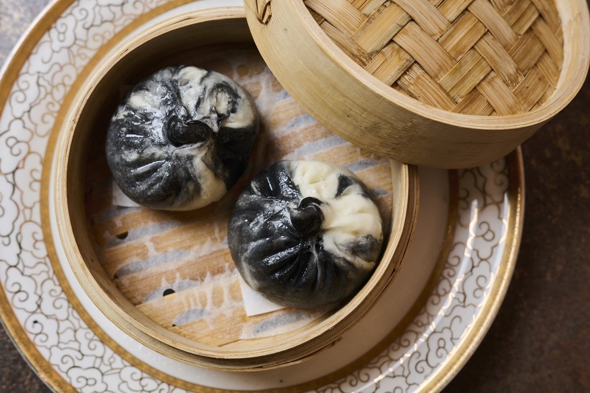 Marble Roasted Pork Buns 雲石叉燒包